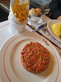 Steak tartare du Restaurant français LE CHARLOT - PARIS - n°10
