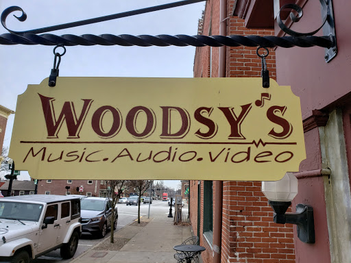 Woodsy's Music - Medina
