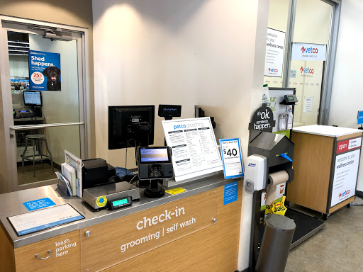 Pet Supply Store «Petco Animal Supplies», reviews and photos, 5850 Sepulveda Blvd, Van Nuys, CA 91411, USA