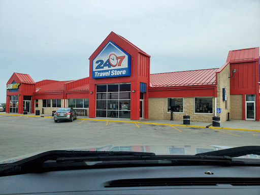 Convenience Store «24/7 Travel Stores-Maple Hill, Kansas», reviews and photos, 32981 Windy Hill Rd, Maple Hill, KS 66507, USA
