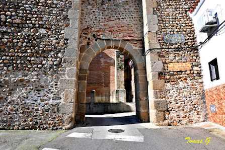 Puerta de Santa Maria Mirador Puerta de Sta. Maria, 10691 Galisteo, Cáceres, España