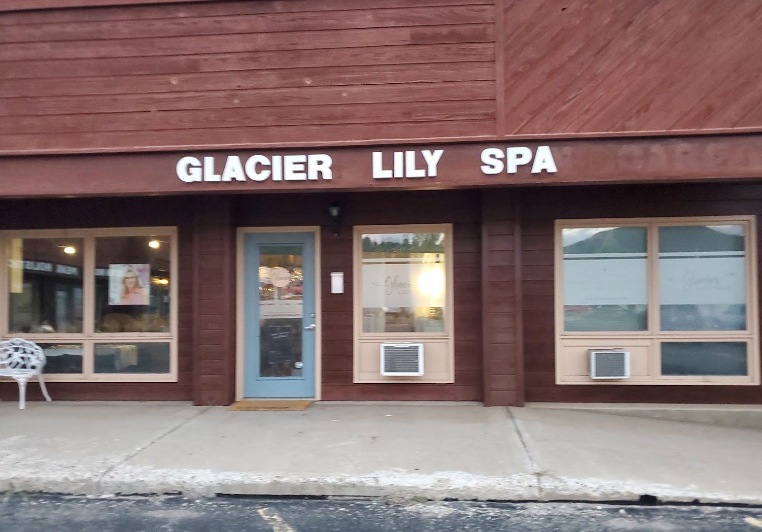 Glacier Lily Spa