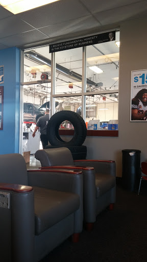 Tire Shop «Firestone Complete Auto Care», reviews and photos, 4850 NW Urbandale Dr, Urbandale, IA 50322, USA