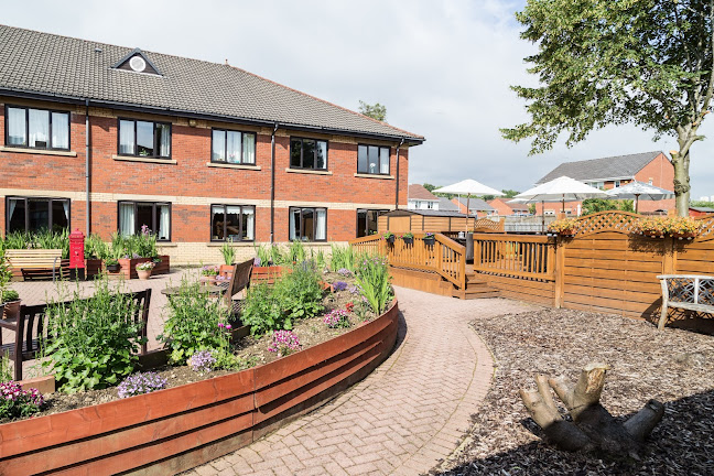 Reviews of Barchester - Four Hills Care Home in Glasgow - Retirement home