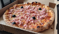 Plats et boissons du Pizzeria Pizza Napoli à Bergerac - n°4