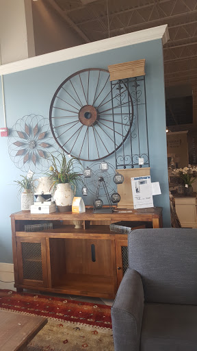 Furniture Store «Ashley HomeStore», reviews and photos, 1310 W 15th St, Panama City, FL 32401, USA