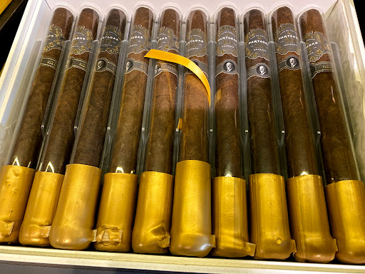 Cigar Shop «Mancave Cigar Lounge», reviews and photos, 2920 E Commercial Blvd, Fort Lauderdale, FL 33308, USA