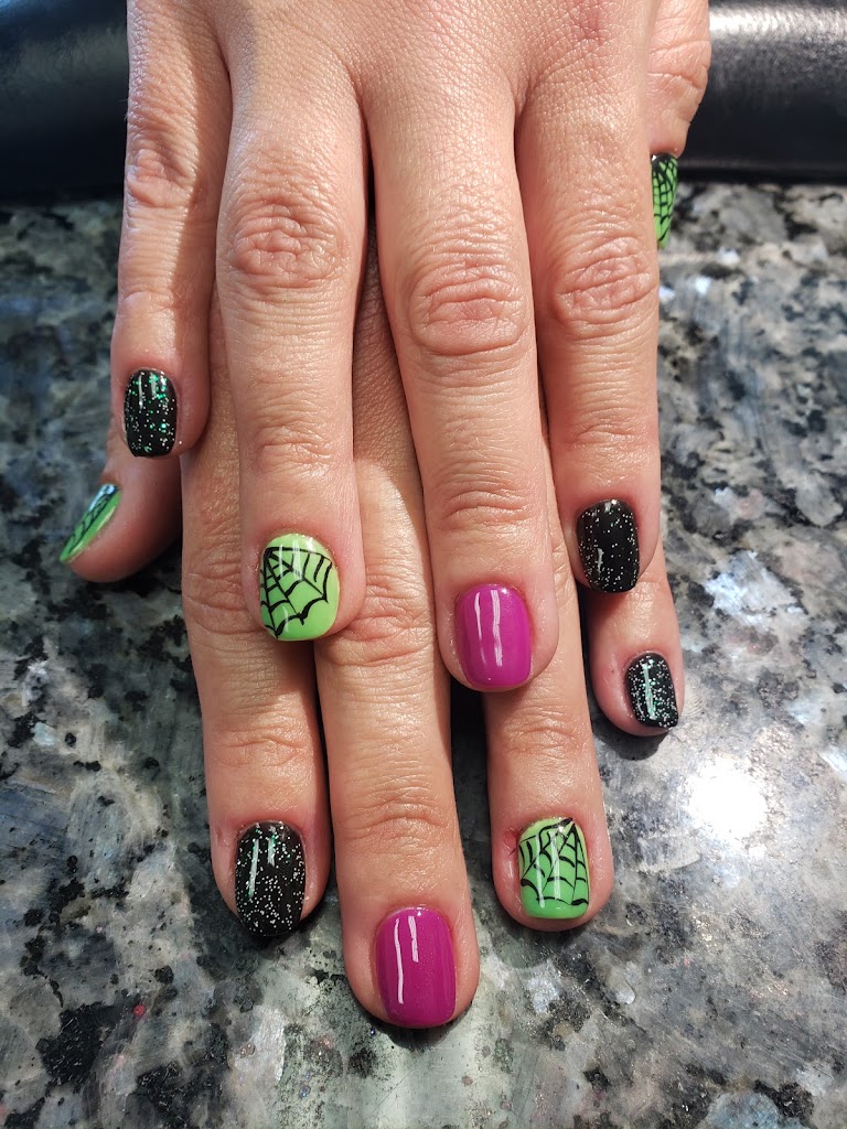 Arts Hair & Nails 21076