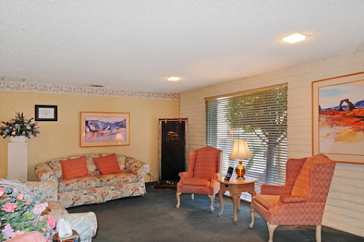 Funeral Home «Chapel of the Chimes Mortuary», reviews and photos, 7924 N 59th Ave, Glendale, AZ 85301, USA