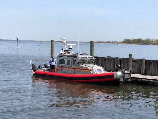 Park «Keyport Waterfront Park», reviews and photos, American Legion Dr, Keyport, NJ 07735, USA