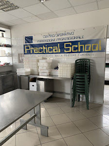 Practical School Viale Enrico Mattei, 26, 81100 Caserta CE, Italia