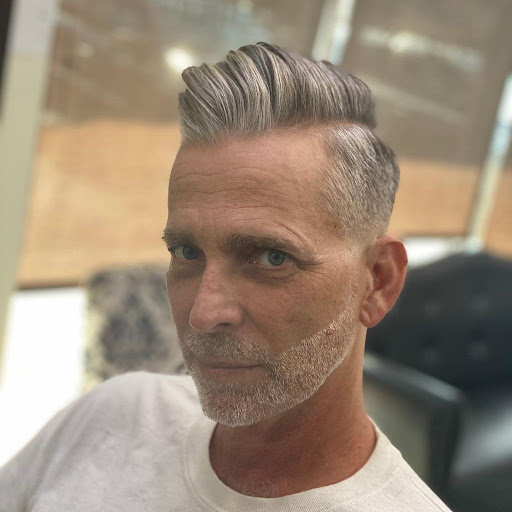 Hair Salon «A&R Scissors Hair Salon», reviews and photos, 510 N Brookhurst St #105, Anaheim, CA 92801, USA