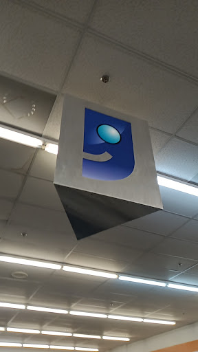 Thrift Store «Southern & Val Vista Goodwill Retail Store & Donation Center», reviews and photos, 3655 E Southern Ave, Mesa, AZ 85206, USA