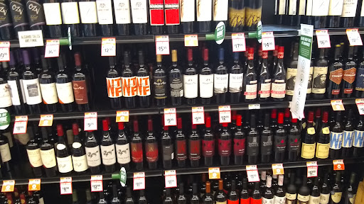 Health Food Store «Sprouts Farmers Market», reviews and photos, 24285 Magic Mountain Pkwy, Valencia, CA 91355, USA