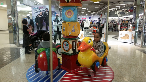 Shopping Mall «Northtown Mall», reviews and photos, 398 Northtown Dr NE, Blaine, MN 55434, USA