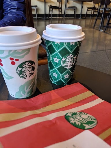 Coffee Shop «Starbucks», reviews and photos, 1198 S Cloverdale Blvd, Cloverdale, CA 95425, USA