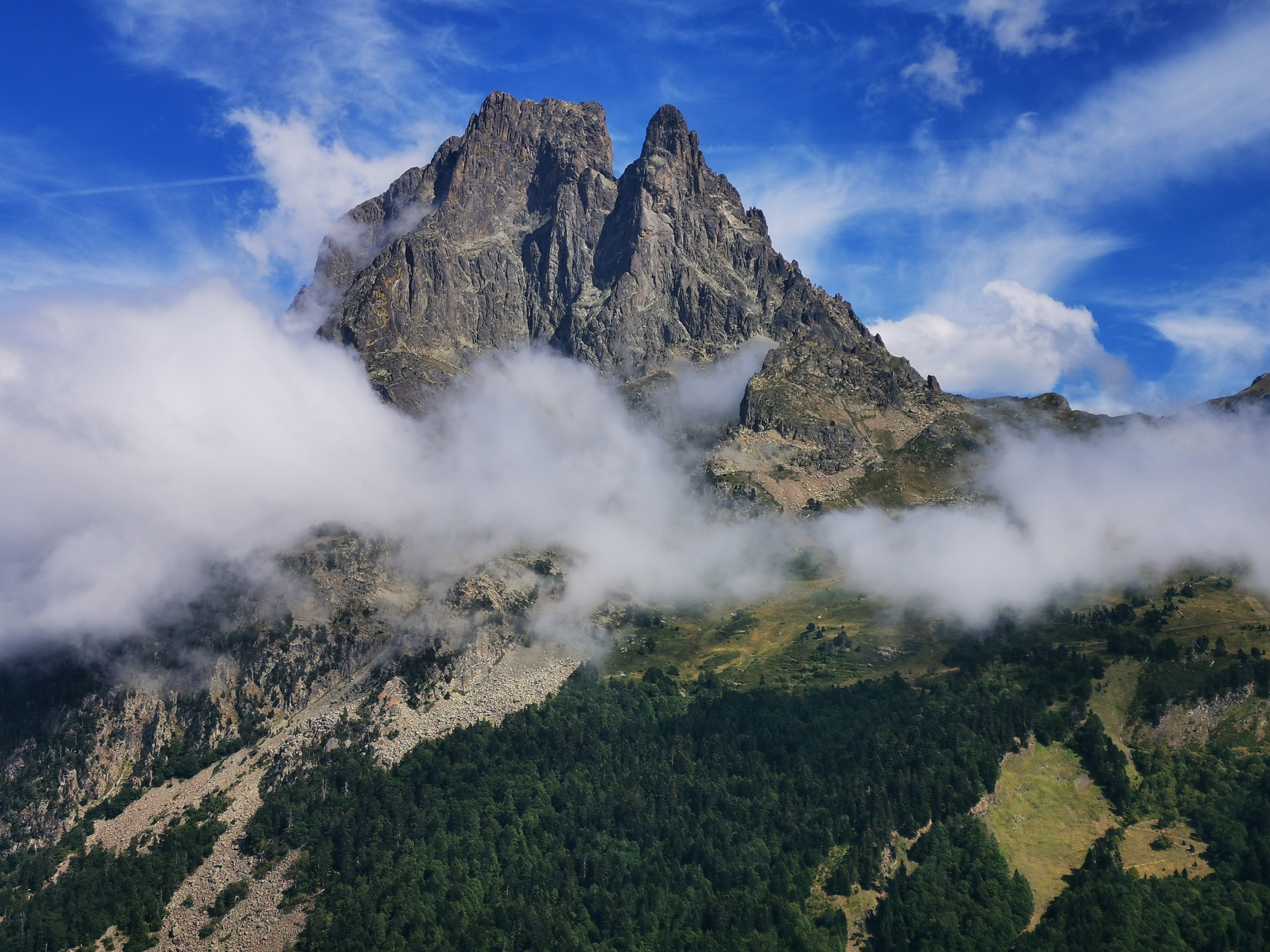 Photo n° 50 de l'avis de viorel.i fait le 01/06/2019 à 11:18