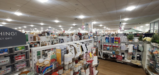 Department Store «HomeGoods», reviews and photos, 43 Woodbridge Center Dr, Woodbridge, NJ 07095, USA