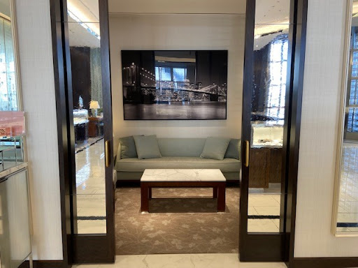 Jewelry Store «Tiffany & Co.», reviews and photos, 68 W Colorado Blvd, Pasadena, CA 91105, USA