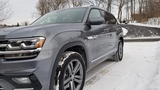 Volkswagen Dealer «Luther Westside Volkswagen», reviews and photos, 2370 MN-100, St Louis Park, MN 55416, USA