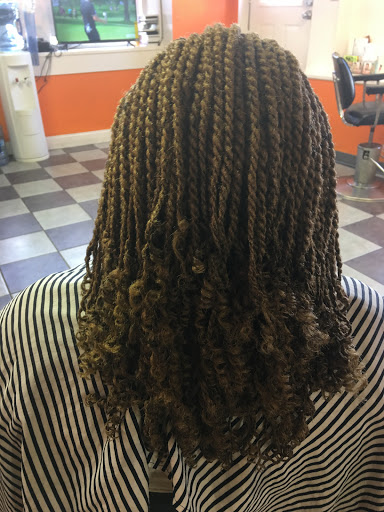 Hair Salon «Princess AICHA AFRICAN HAIR BRAIDING SALON», reviews and photos, 1000 W Olney Ave, Philadelphia, PA 19141, USA