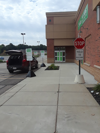 Supermarket «Giant Eagle Supermarket», reviews and photos, 3440 Center Rd, Brunswick, OH 44212, USA