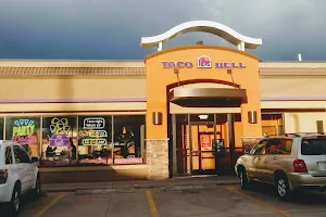 Taco Bell image