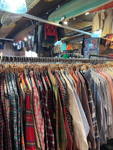 Vintage Clothing Store «10 ft Single by Stella Dallas», reviews and photos, 285 N 6th St, Brooklyn, NY 11211, USA