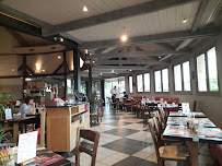 Atmosphère du Restaurant de grillades à la française Courtepaille à Auch - n°18