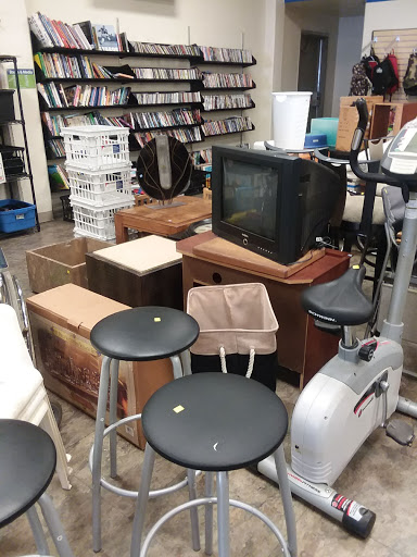 Thrift Store «Goodwill Store & Donation Center», reviews and photos, 28901 S Western Ave, Rancho Palos Verdes, CA 90275, USA