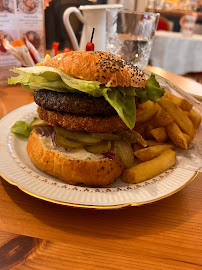 Hamburger du Restaurant Les Salons de Valentina à Mantes-la-Jolie - n°10