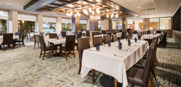 Oakwood Restaurant and Bar 54941