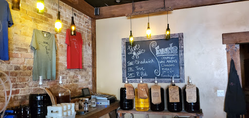 Brewery «The Corkscrew Winery and Brewery», reviews and photos, 16 SW Broadway St, Ocala, FL 34471, USA