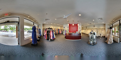 Bridal Shop «Le Dress Boutique, Discount Wedding and Evening Dresses», reviews and photos, 206 Johnson Ferry Rd, Sandy Springs, GA 30328, USA