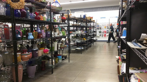 Thrift Store «7th & Bell Goodwill Retail Store & Donation Center», reviews and photos, 17037 N 7th Ave, Phoenix, AZ 85023, USA