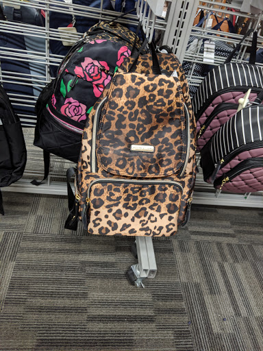 Shopping Mall «Nashua Mall», reviews and photos, 42 Gusabel Ave, Nashua, NH 03063, USA