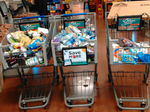 Shopping Mall «Sandy Plains Centre», reviews and photos, 2960 Shallowford Rd, Marietta, GA 30066, USA