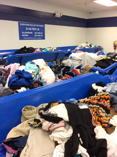 Outlet Store «Goodwill Outlet», reviews and photos