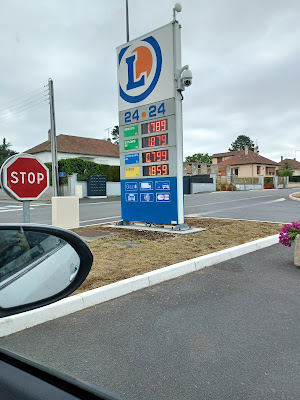 E.Leclerc Station Service à Montdidier