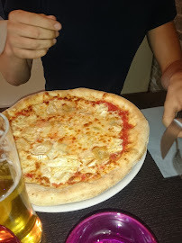 Pizza du Restaurant italien La Dolce Vita ~ Ristorante&Pizzeria / St Clair du Rhône à Saint-Clair-du-Rhône - n°9
