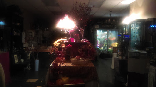 Florist «Christopher Mark Fine Flowers», reviews and photos, 3742 Grand Blvd, Brookfield, IL 60513, USA