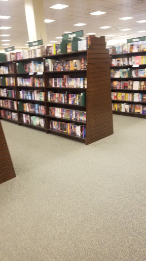 Book Store «Barnes & Noble», reviews and photos, 3701 McKinley Pkwy, Buffalo, NY 14219, USA