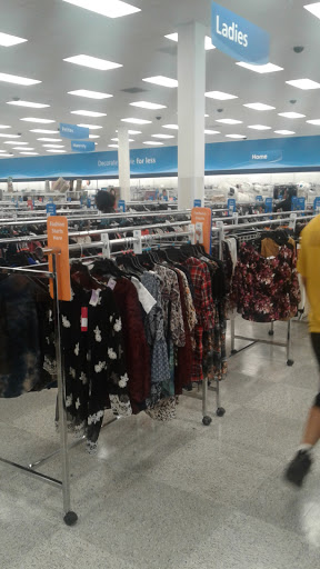 Clothing Store «Ross Dress for Less», reviews and photos, 3100 Donnell Dr, District Heights, MD 20747, USA