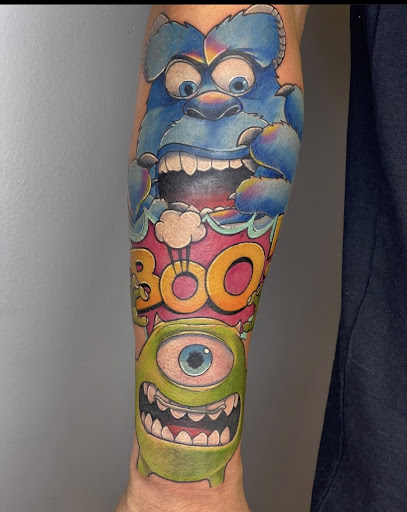 Explore cute female tattoo ideas, creative tattoo ideas in Lake Alfred, available at Moreira Ink