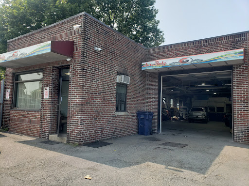 Auto Body Shop «T & S Autobody», reviews and photos, 415 Hyde Park Ave, Roslindale, MA 02131, USA