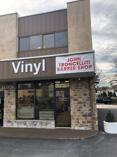 Barber Shop «John Troncelliti Barber Shop», reviews and photos, 50 Wynnewood Rd #6, Wynnewood, PA 19096, USA