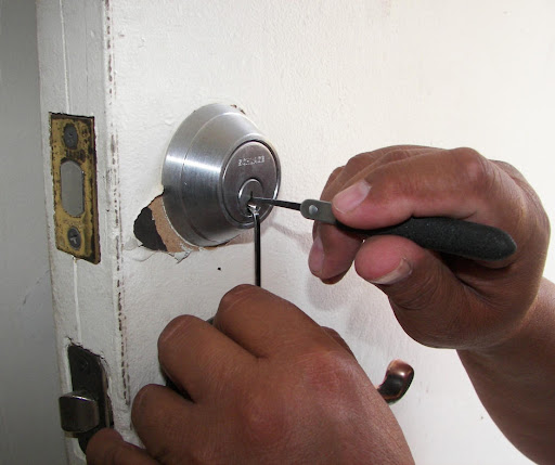 Locksmith «AAA Locksmith 43 Years», reviews and photos, 7137 Chimney Rock Rd, Houston, TX 77081, USA