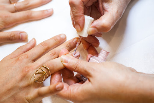 Beauty Salon «Le Chic Salon & Spa», reviews and photos, 587 W 235th St, Bronx, NY 10463, USA