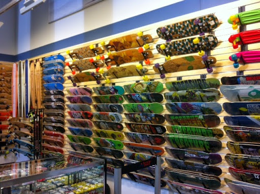 Outdoor Sports Store «Sun & Ski», reviews and photos, 501 Opry Mills Dr, Nashville, TN 37214, USA