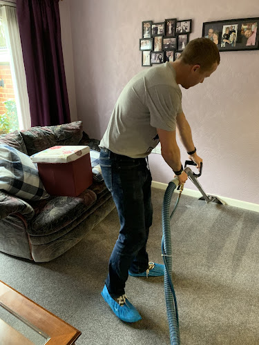 Reviews of Gw carpet cleaning & fitting in Swindon - Laundry service